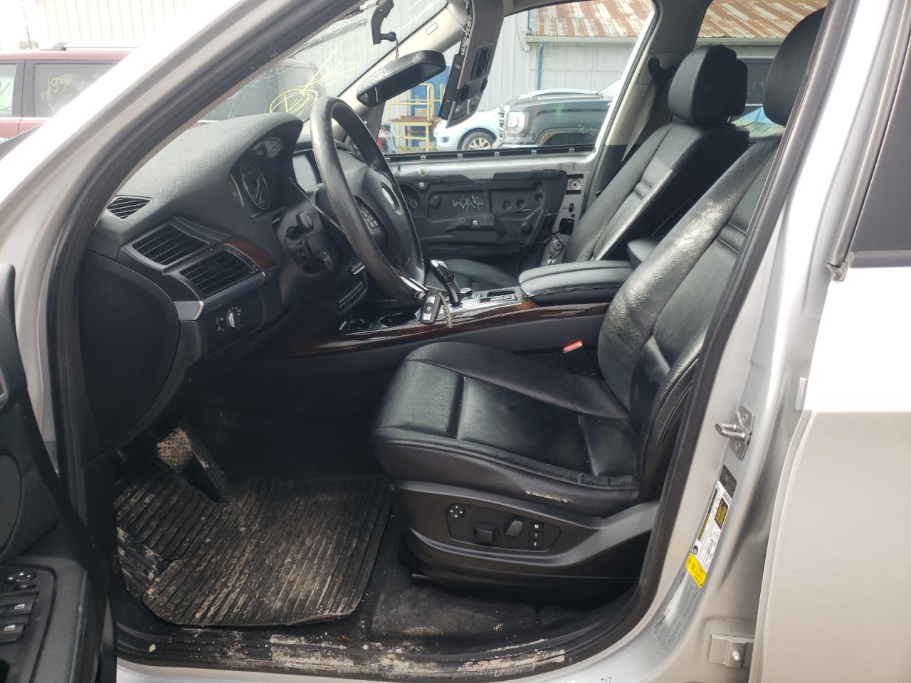Photo 5 from auction – 2010 BMW X5 XDRIVE3 with VIN 5UXFE4C5XAL379663