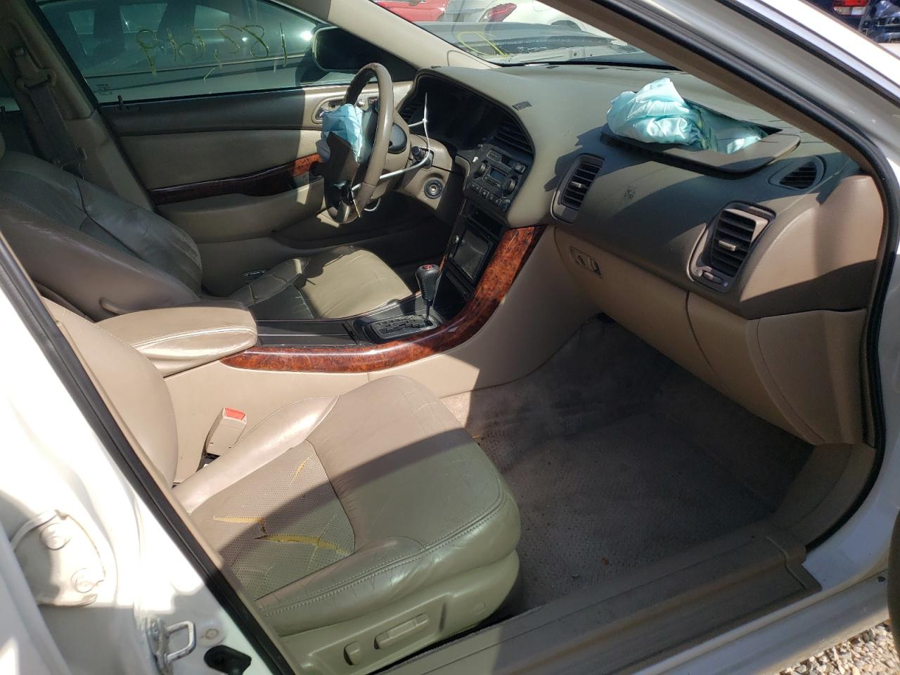 Photo 5 from auction – 2003 ACURA 3.2TL TYPE with VIN 19UUA56843A048917