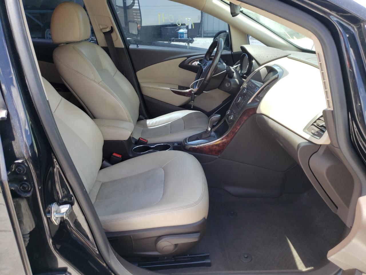 Photo 5 from auction – 2013 BUICK VERANO with VIN 1G4PP5SK4D4219396
