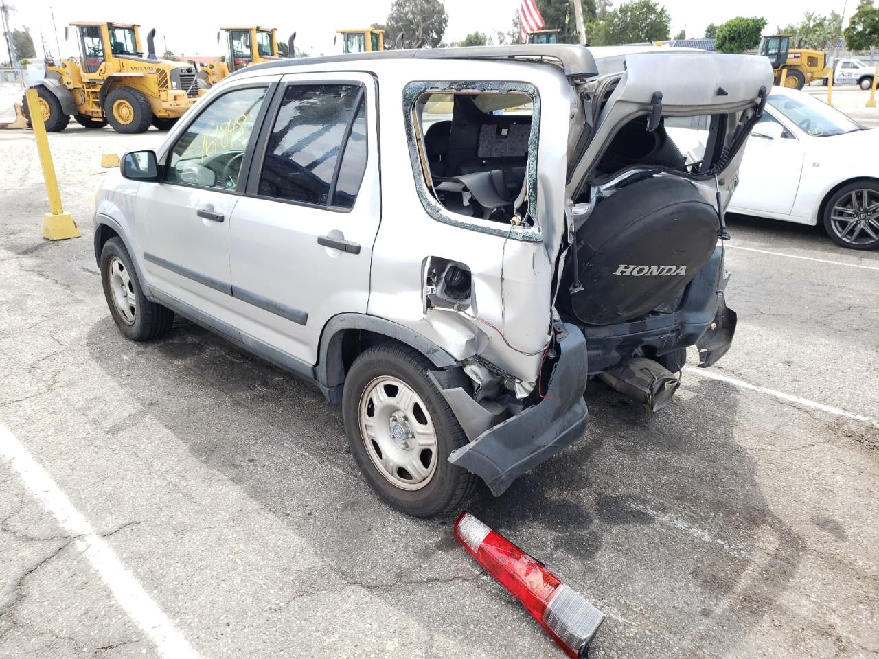 Photo 3 from auction – 2005 HONDA CR-V LX with VIN JHLRD68565C019479
