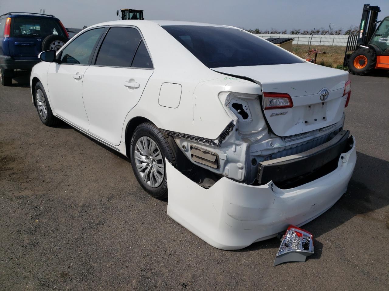 Photo 3 from auction – 2012 TOYOTA CAMRY L/LE with VIN 4T1BF1FK2CU549844