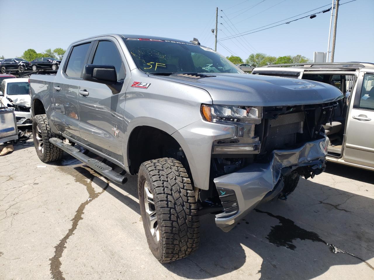 CHEVROLET SILVERADO 2019 with VIN 1GCUYEED9KZ368940 - Photo from auction