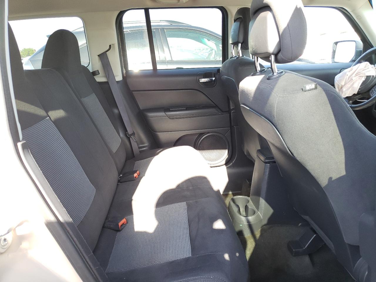 Photo 18 from auction – 2017 JEEP PATRIOT LA with VIN 1C4NJPFA8HD115736