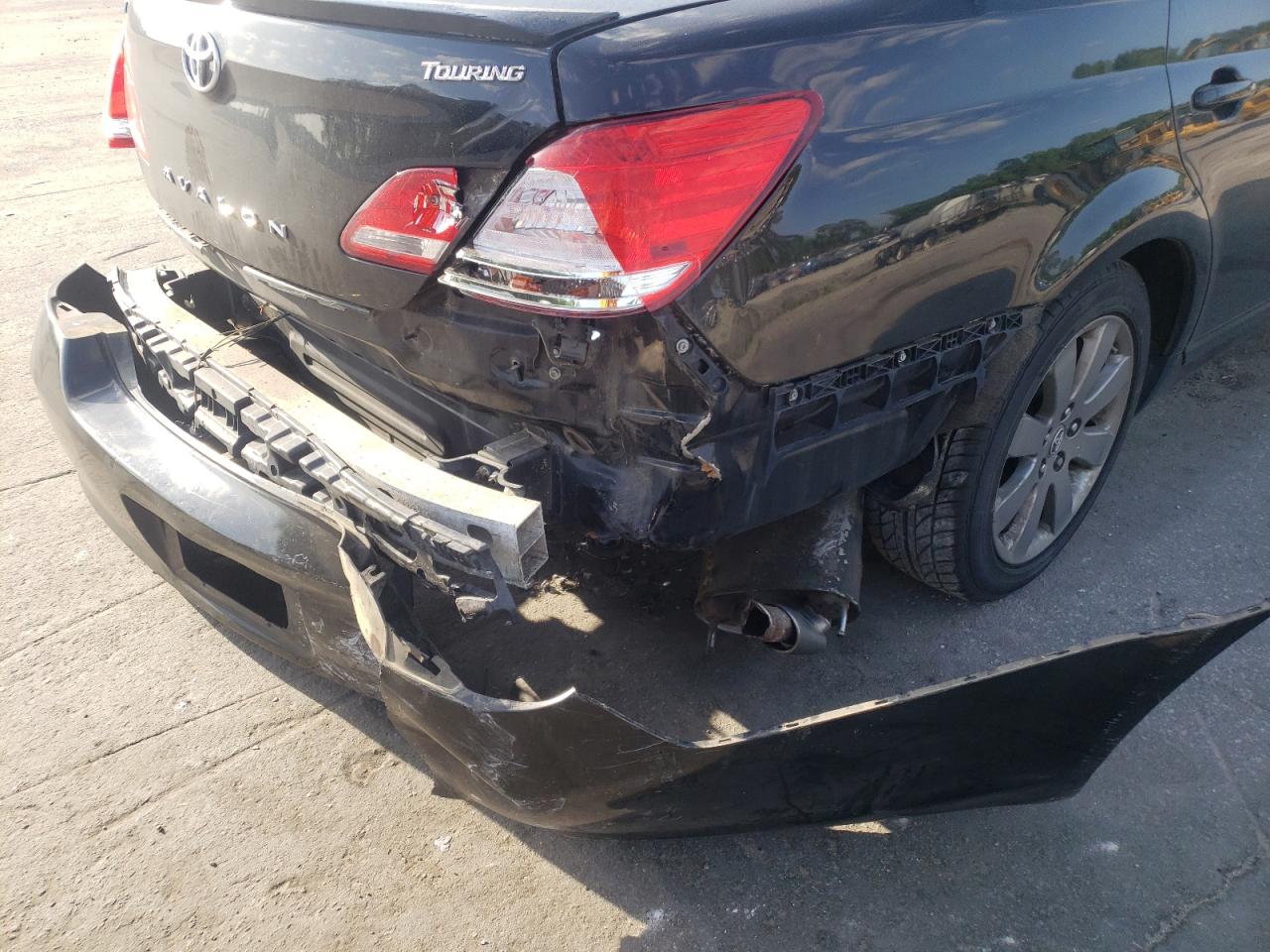 Photo 9 from auction – 2007 TOYOTA AVALON XL with VIN 4T1BK36B07U201621