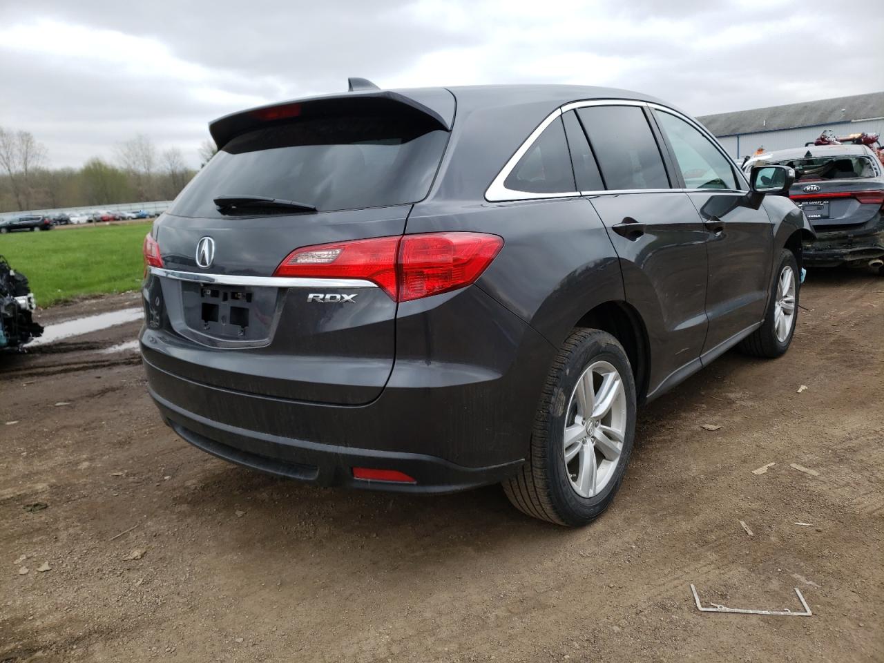 Photo 4 from auction – 2015 ACURA RDX TECHNO with VIN 5J8TB3H54FL016333