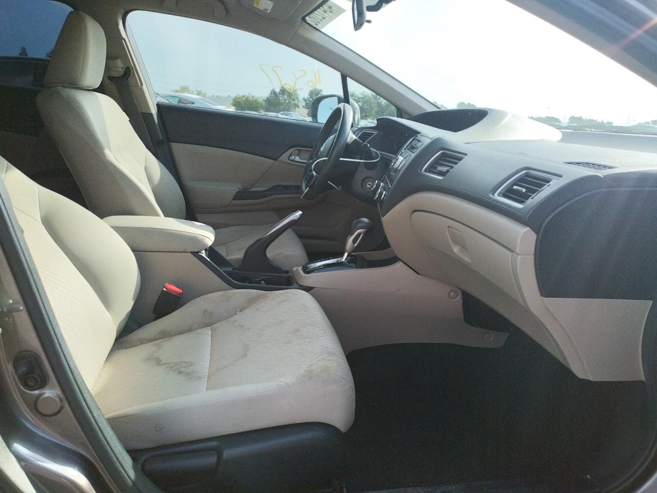Photo 5 from auction – 2014 HONDA CIVIC LX with VIN 19XFB2F54EE205595