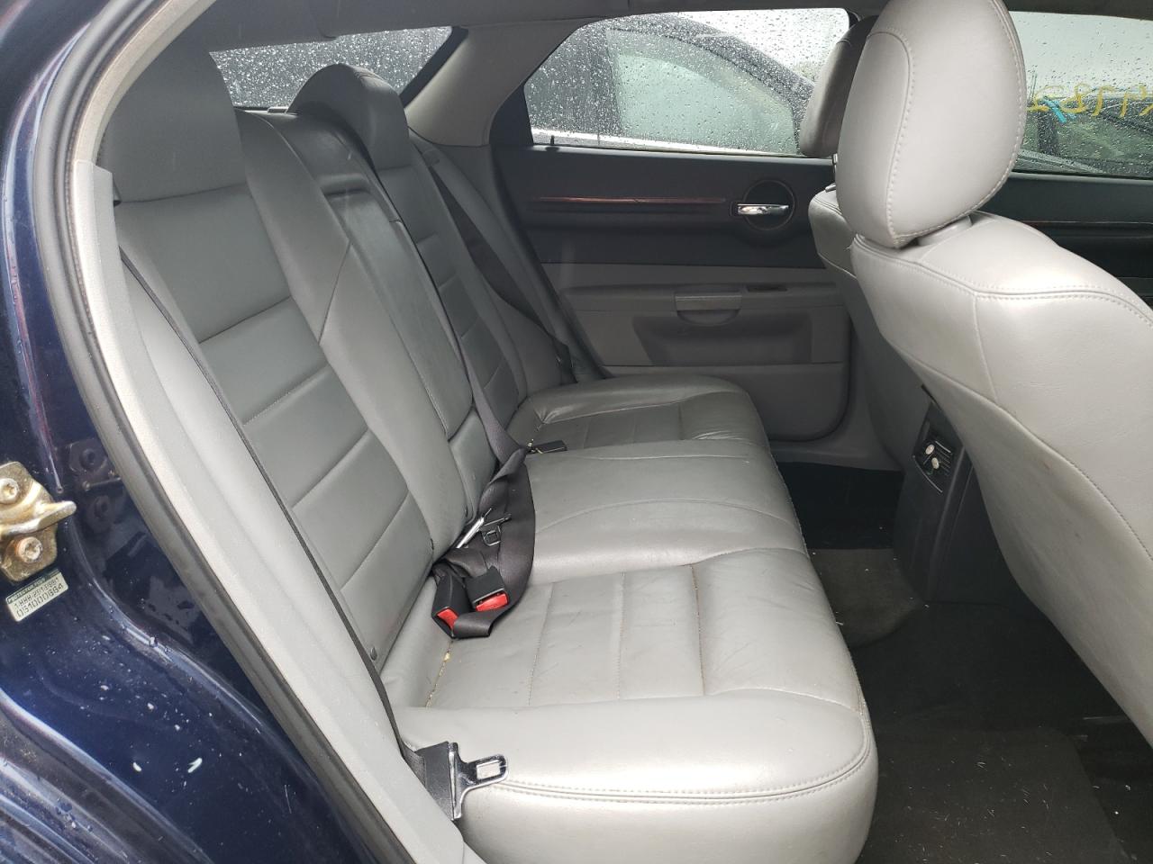 Photo 6 from auction – 2006 DODGE MAGNUM SXT with VIN 2D4FV47V46H117690