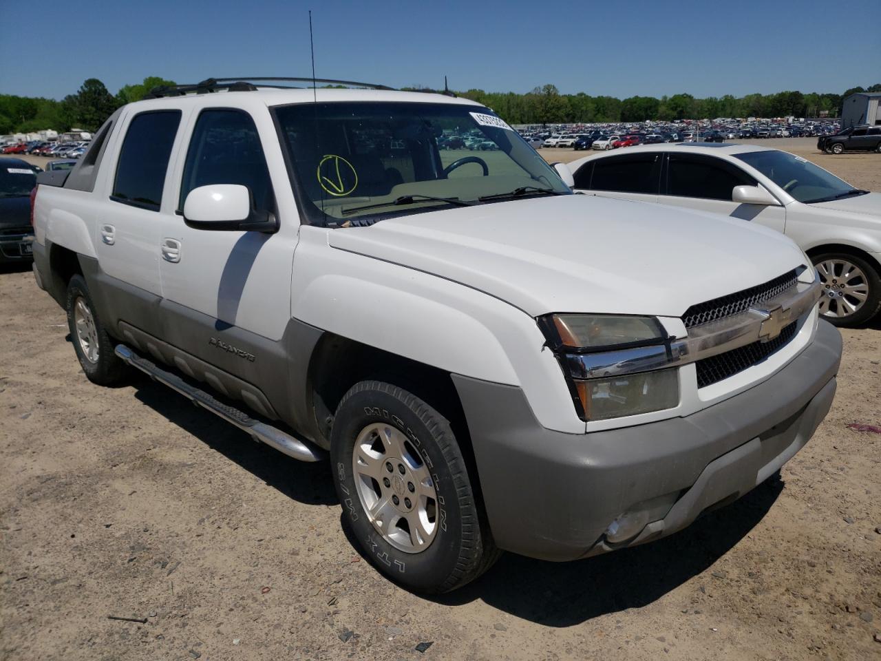 CHEVROLET AVALANCHE 2002 with VIN 3GNEC13TX2G352923 - Photo from auction
