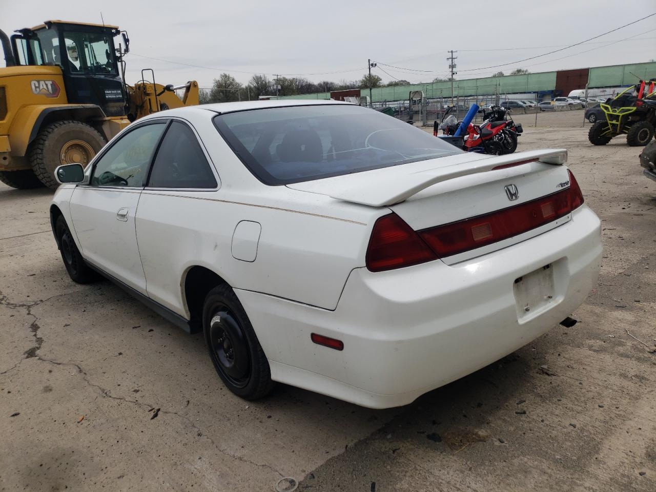 Photo 3 from auction – 2002 HONDA ACCORD with VIN 1HGCG32002A025132