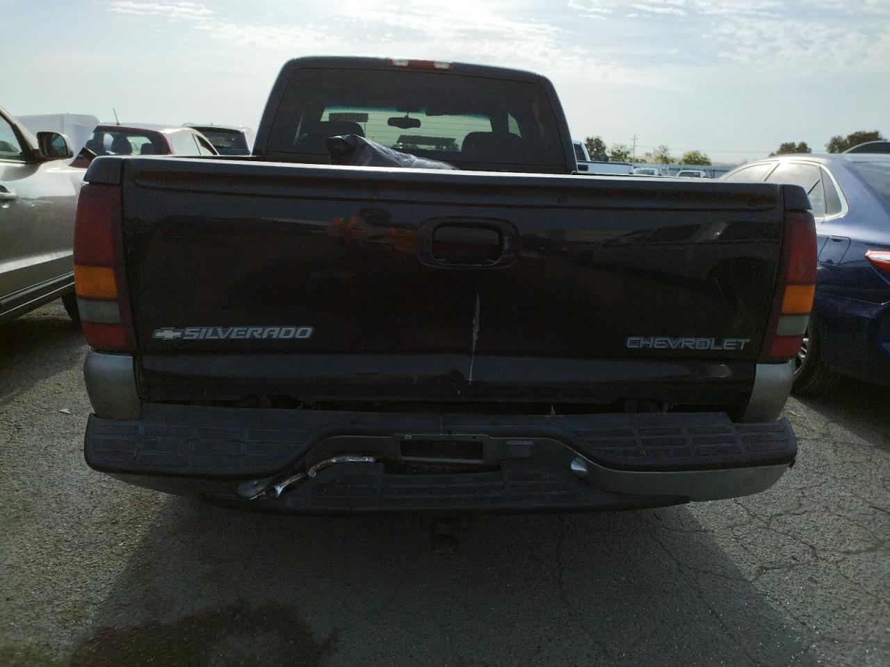 Photo 9 from auction – 2001 CHEVROLET SILVERADO with VIN 2GCEC19T111373523