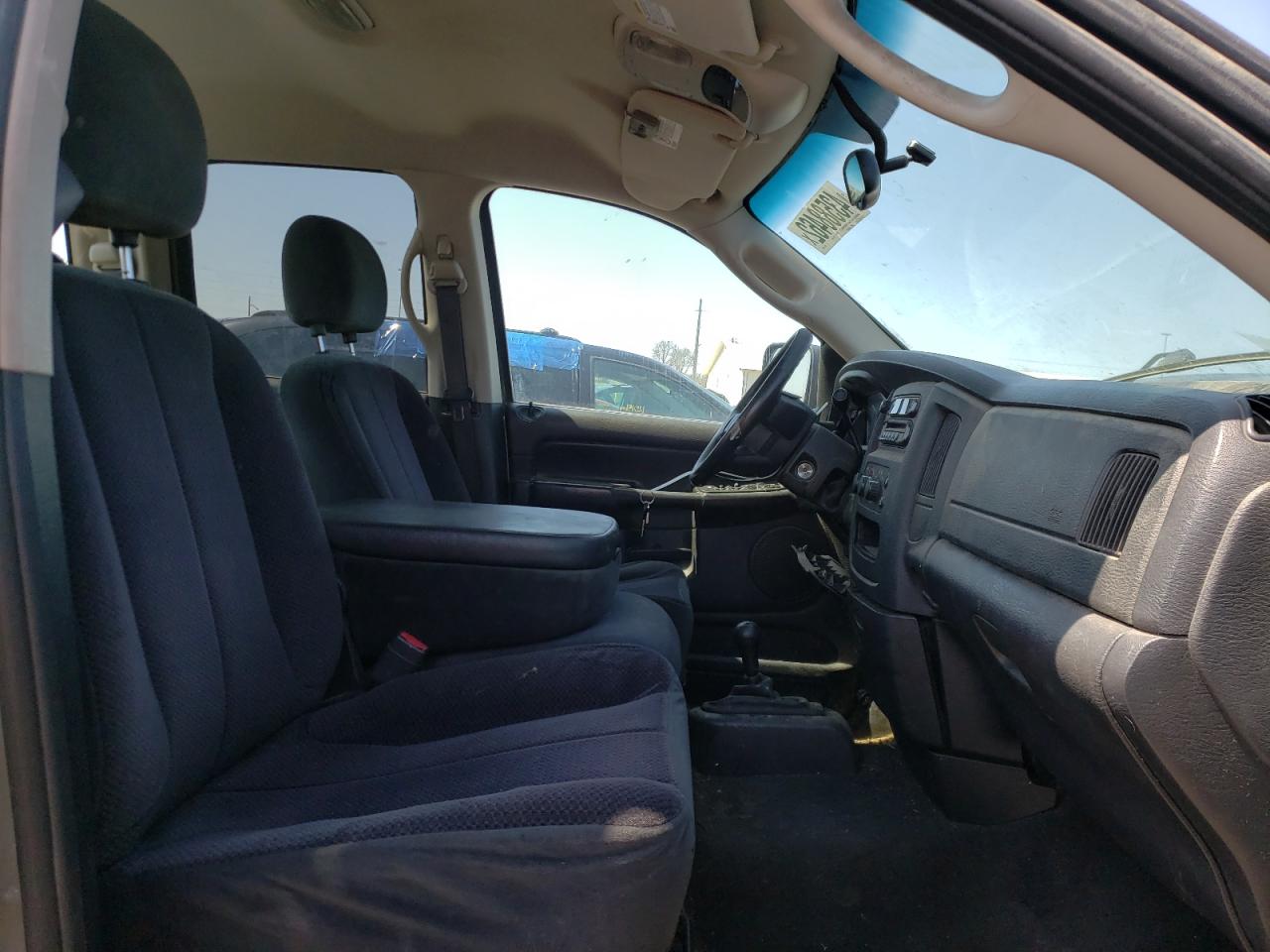 Photo 5 from auction – 2005 DODGE RAM 1500 S with VIN 1D7HU18D35S258079