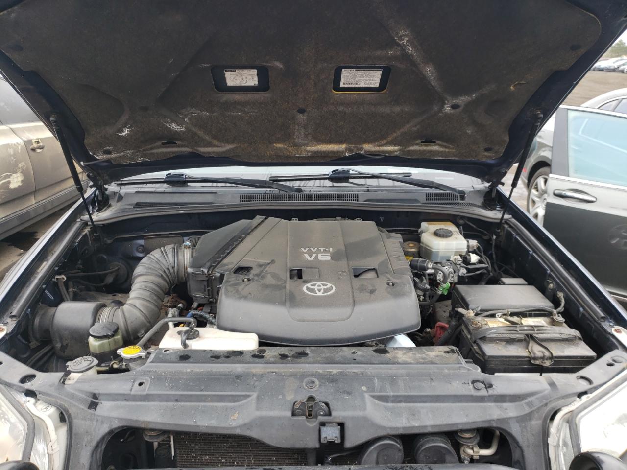 Photo 7 from auction – 2003 TOYOTA 4RUNNER SR with VIN JTEBU14R538003313