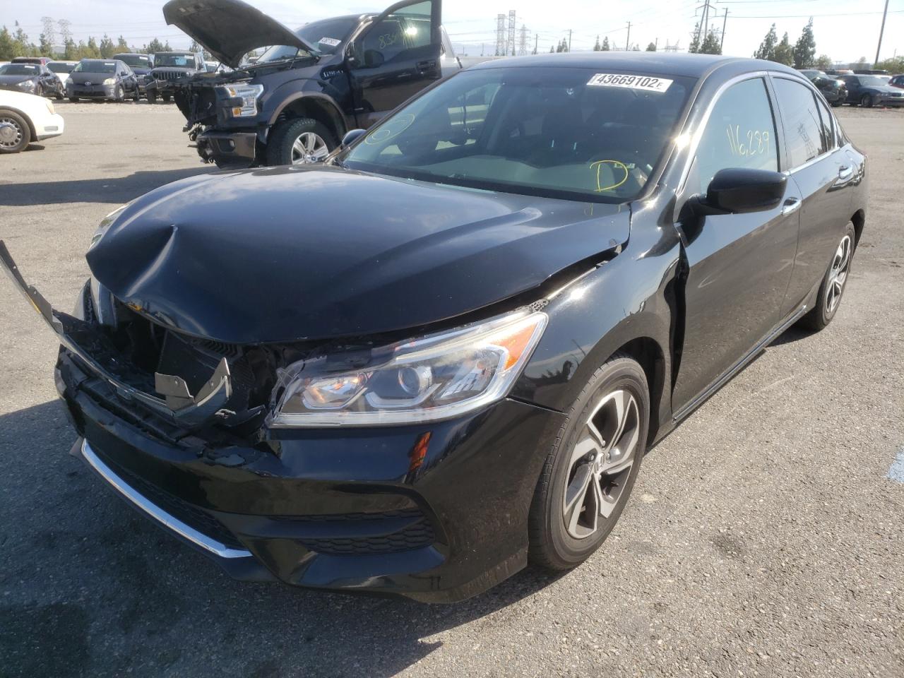 Photo 2 from auction – 2017 HONDA ACCORD LX with VIN 1HGCR2F36HA041885
