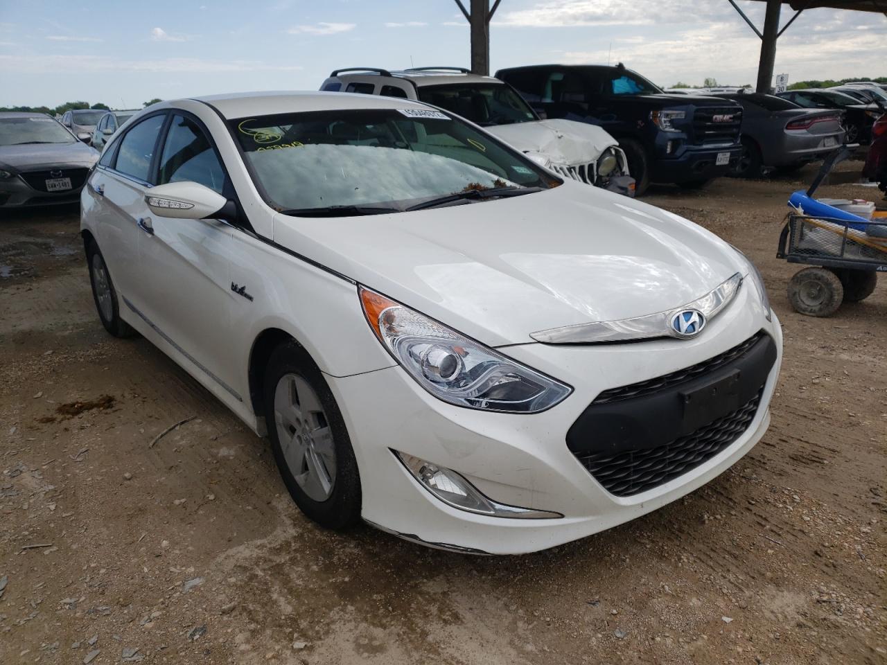 HYUNDAI SONATA HYB 2012 with VIN KMHEC4A49CA059919 - Photo from auction