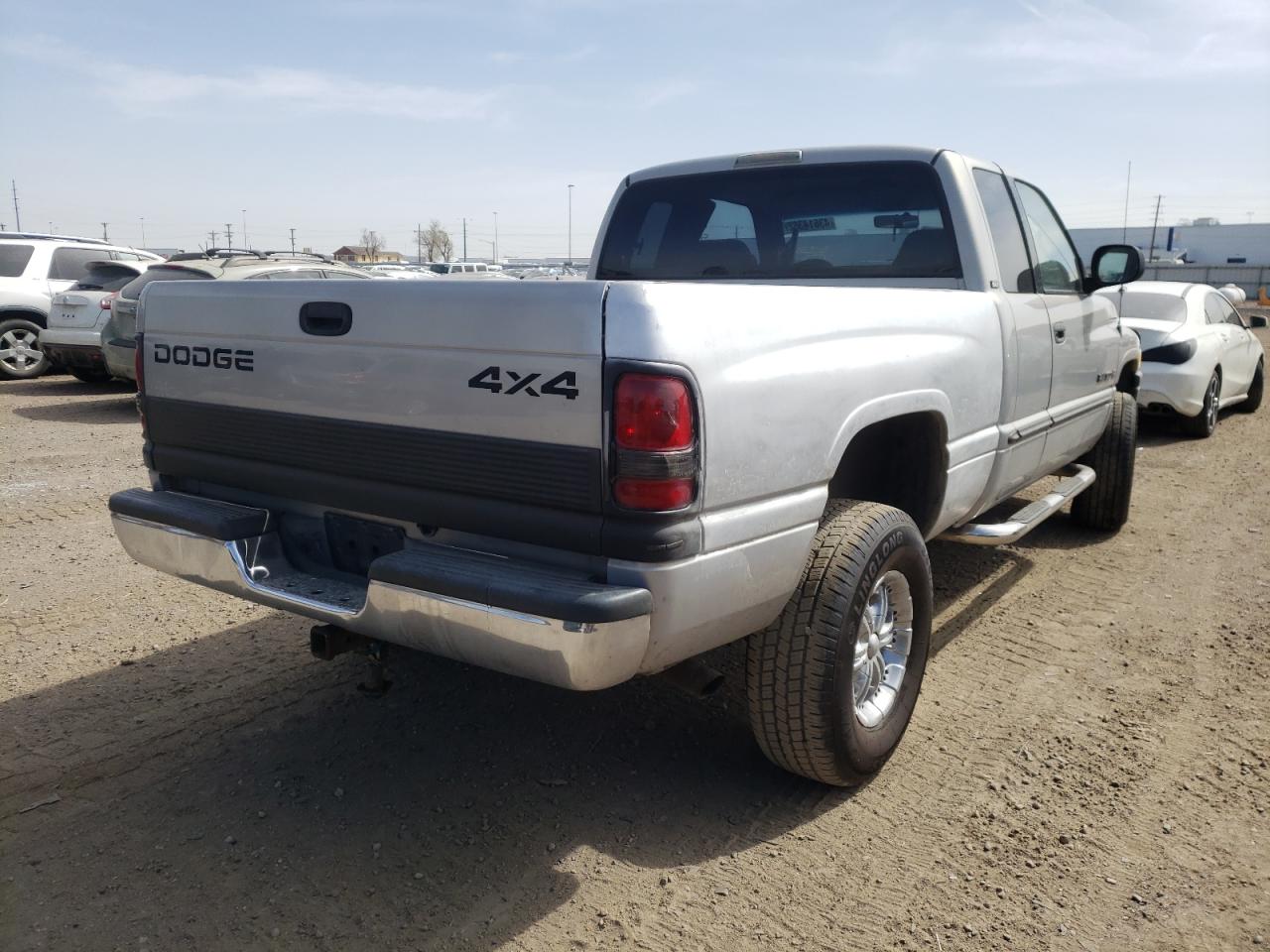 Photo 4 from auction – 2000 DODGE RAM 1500 with VIN 3B7HF13Z7YG110228