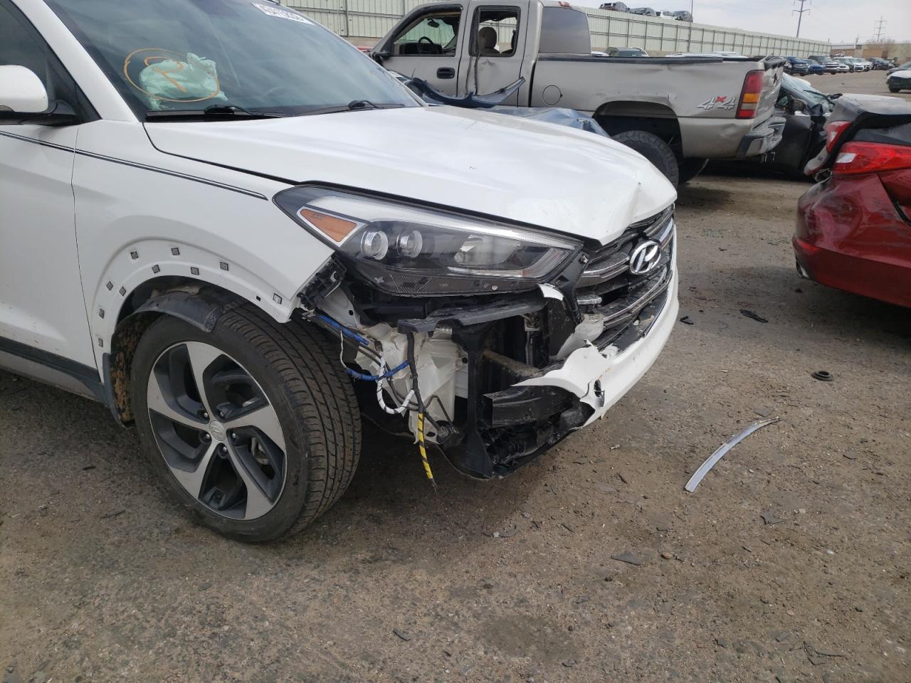 Photo 9 from auction – 2017 HYUNDAI TUCSON LIM with VIN KM8J3CA28HU297905