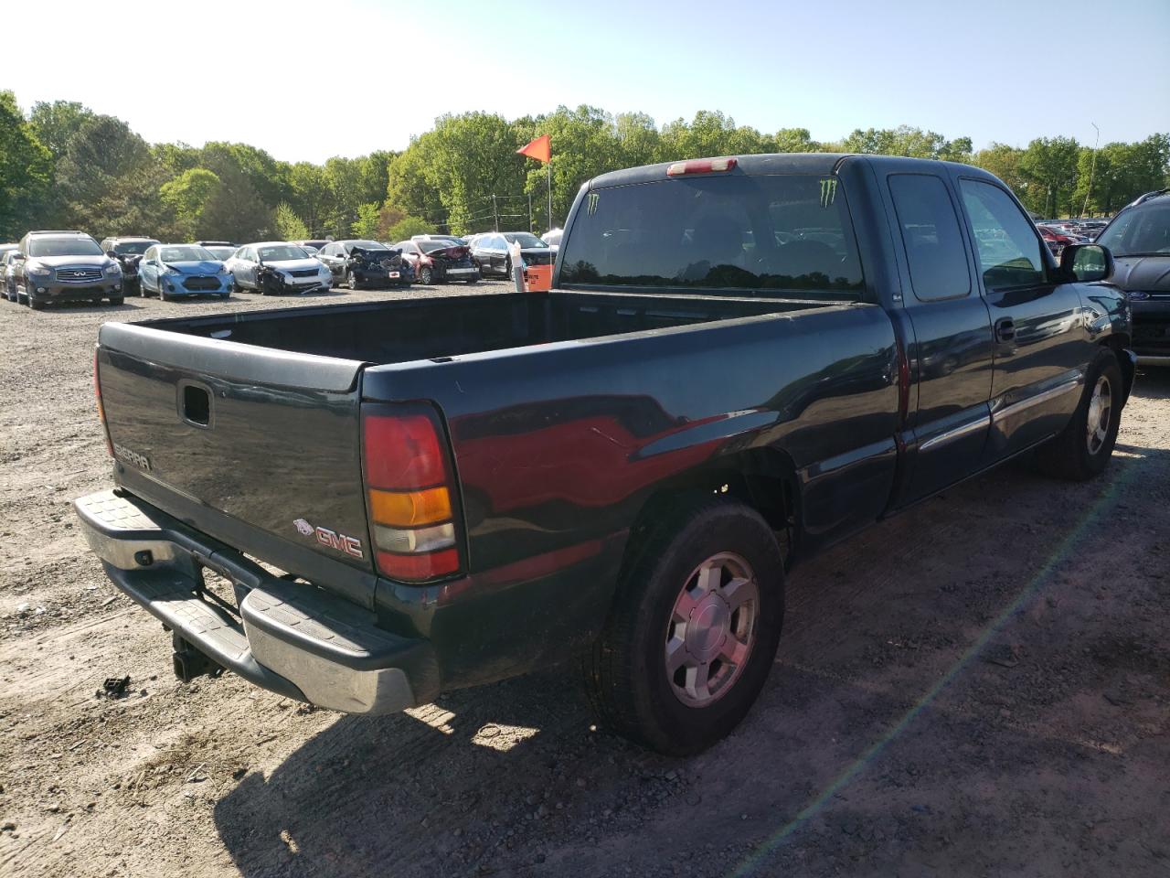 Photo 4 from auction – 2005 GMC NEW SIERRA with VIN 2GTEC19T151301842