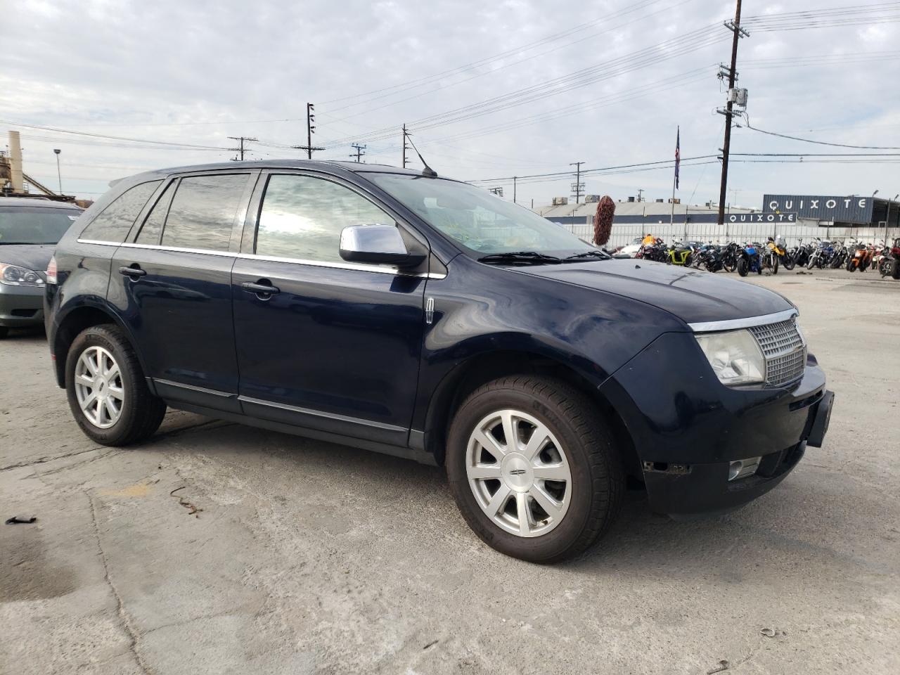 LINCOLN MKX 2008 with VIN 2LMDU68CX8BJ38193 - Photo from auction