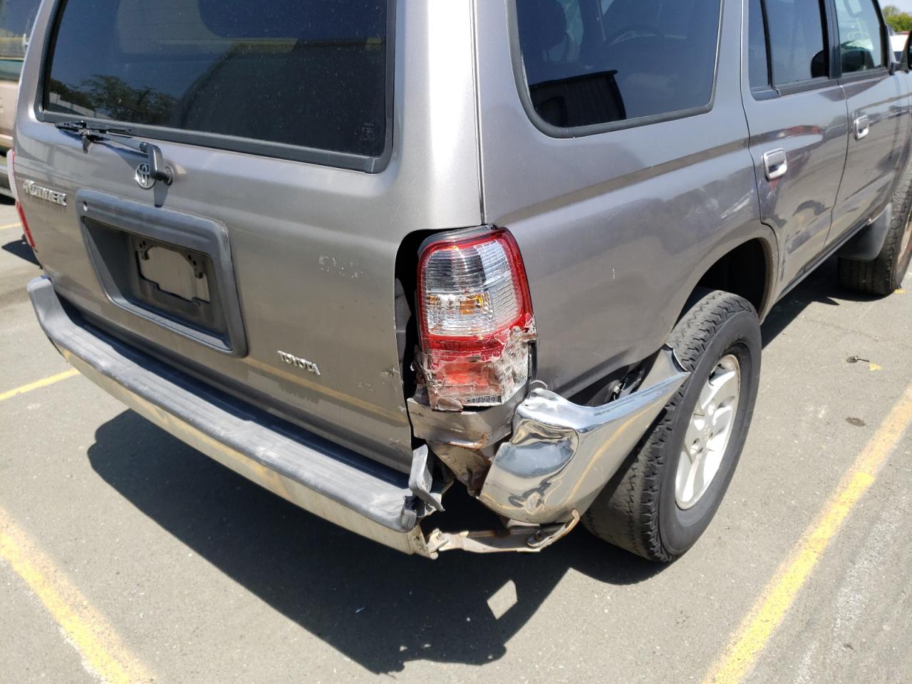 Photo 9 from auction – 2001 TOYOTA 4RUNNER SR with VIN JT3HN86R210345321