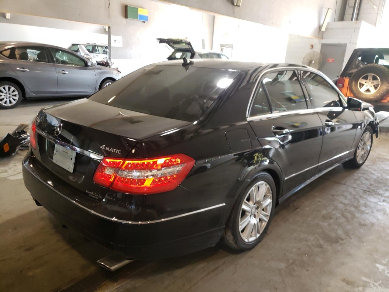 Photo 4 from auction – 2012 MERCEDES-BENZ E 350 4MAT with VIN WDDHF8JB0CA618424