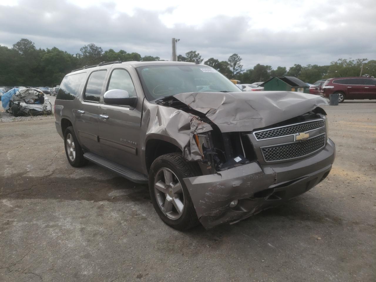 Photo 1 from auction – 2011 CHEVROLET SUBURBAN C with VIN 1GNSCJE01BR327561
