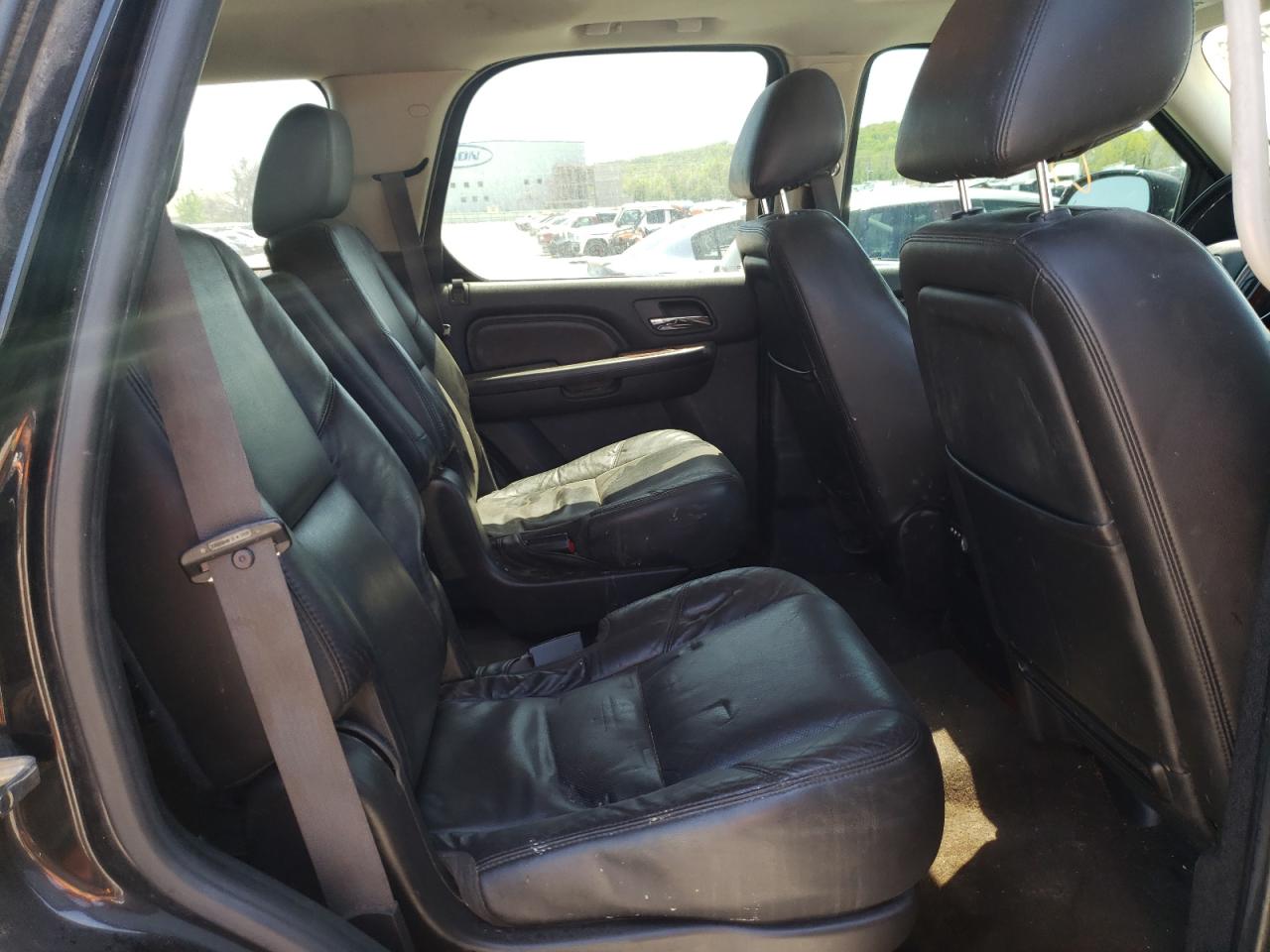 Photo 16 from auction – 2011 CADILLAC ESCALADE P with VIN 1GYS4CEF3BR328470