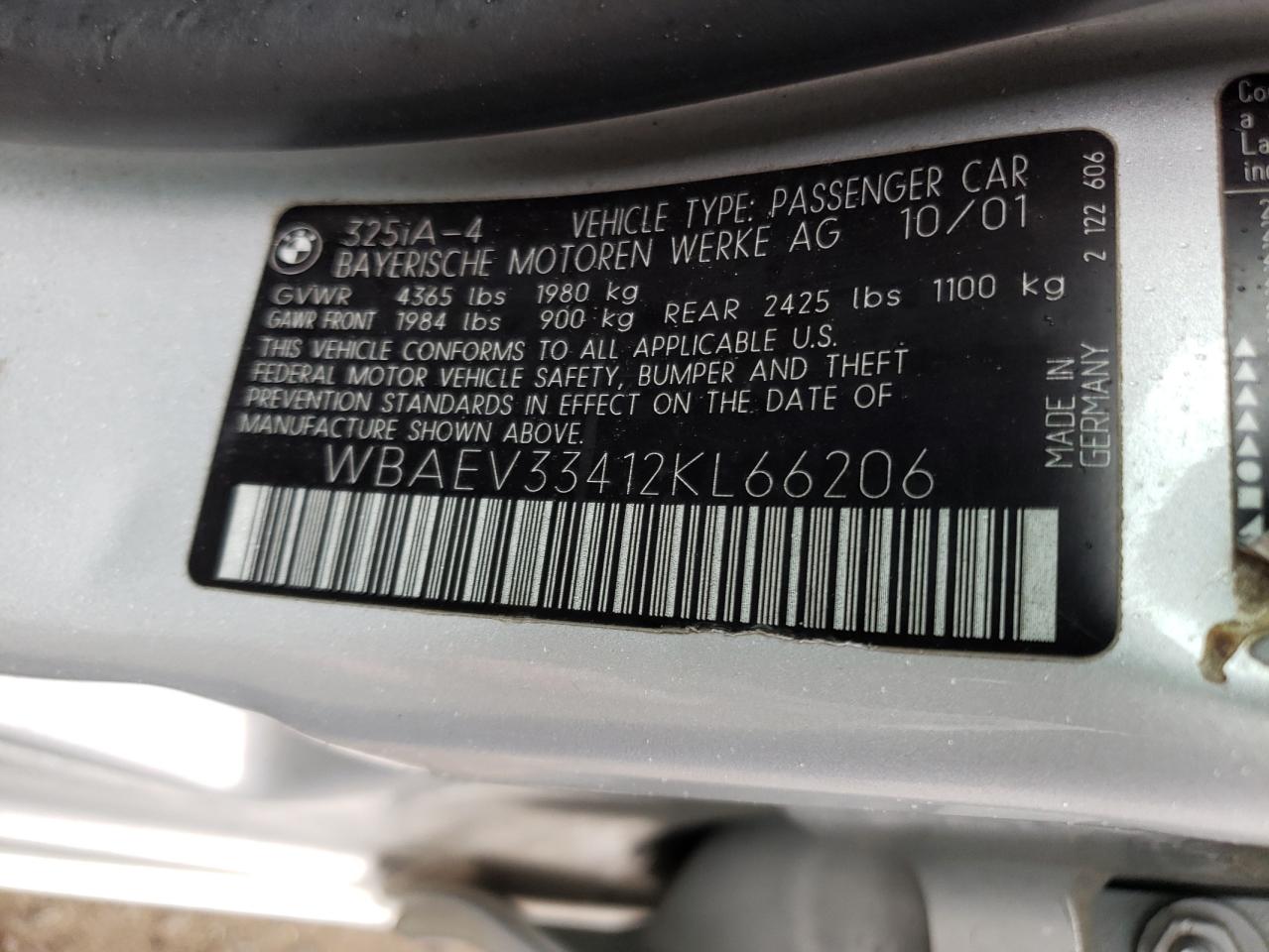 Photo 10 from auction – 2002 BMW 325 I with VIN WBAEV33412KL66206