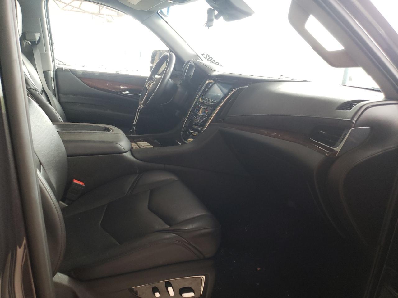 Photo 5 from auction – 2018 CADILLAC ESCALADE E with VIN 1GYS3HKJ9JR306965
