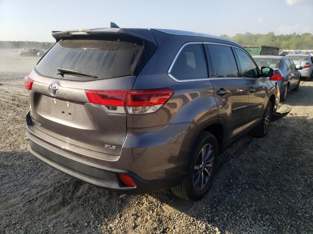 Photo 4 from auction – 2019 TOYOTA HIGHLANDER with VIN 5TDKZRFH2KS550588