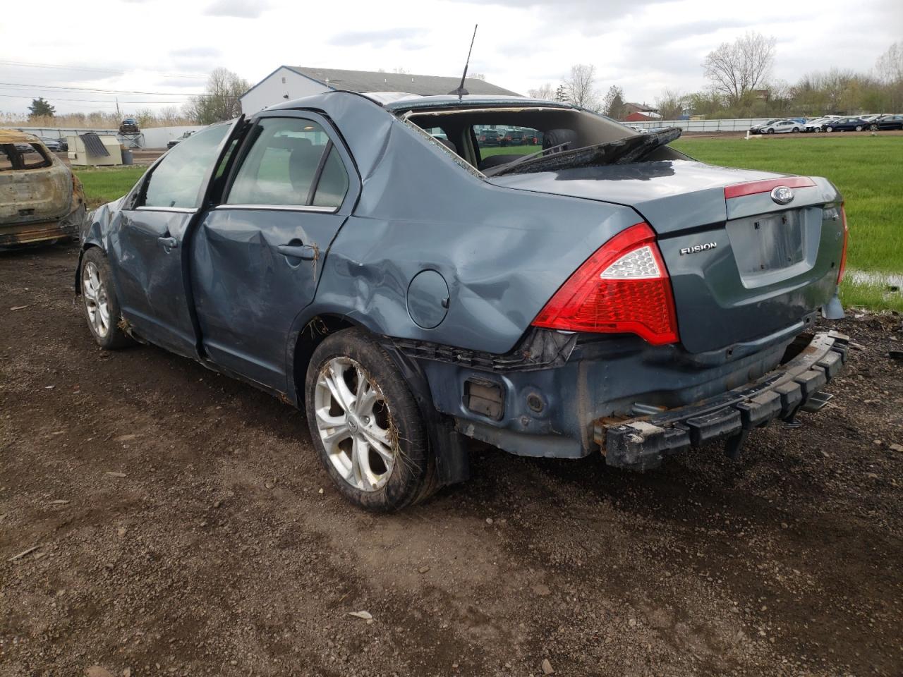 Photo 3 from auction – 2012 FORD FUSION SE with VIN 3FAHP0HA8CR282135