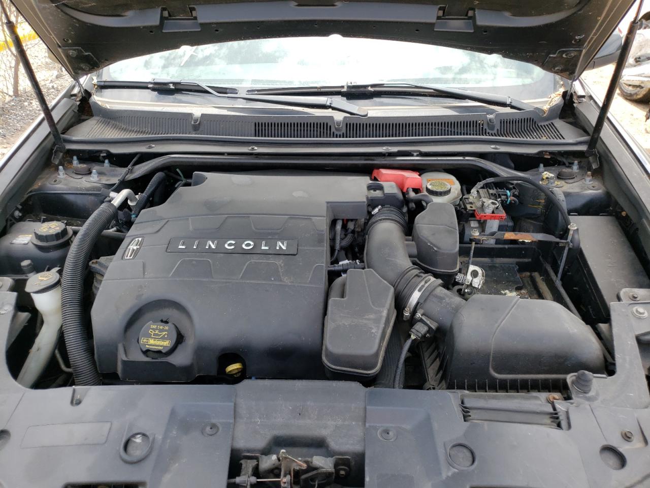 Photo 7 from auction – 2013 LINCOLN MKS with VIN 1LNHL9EK8DG603697