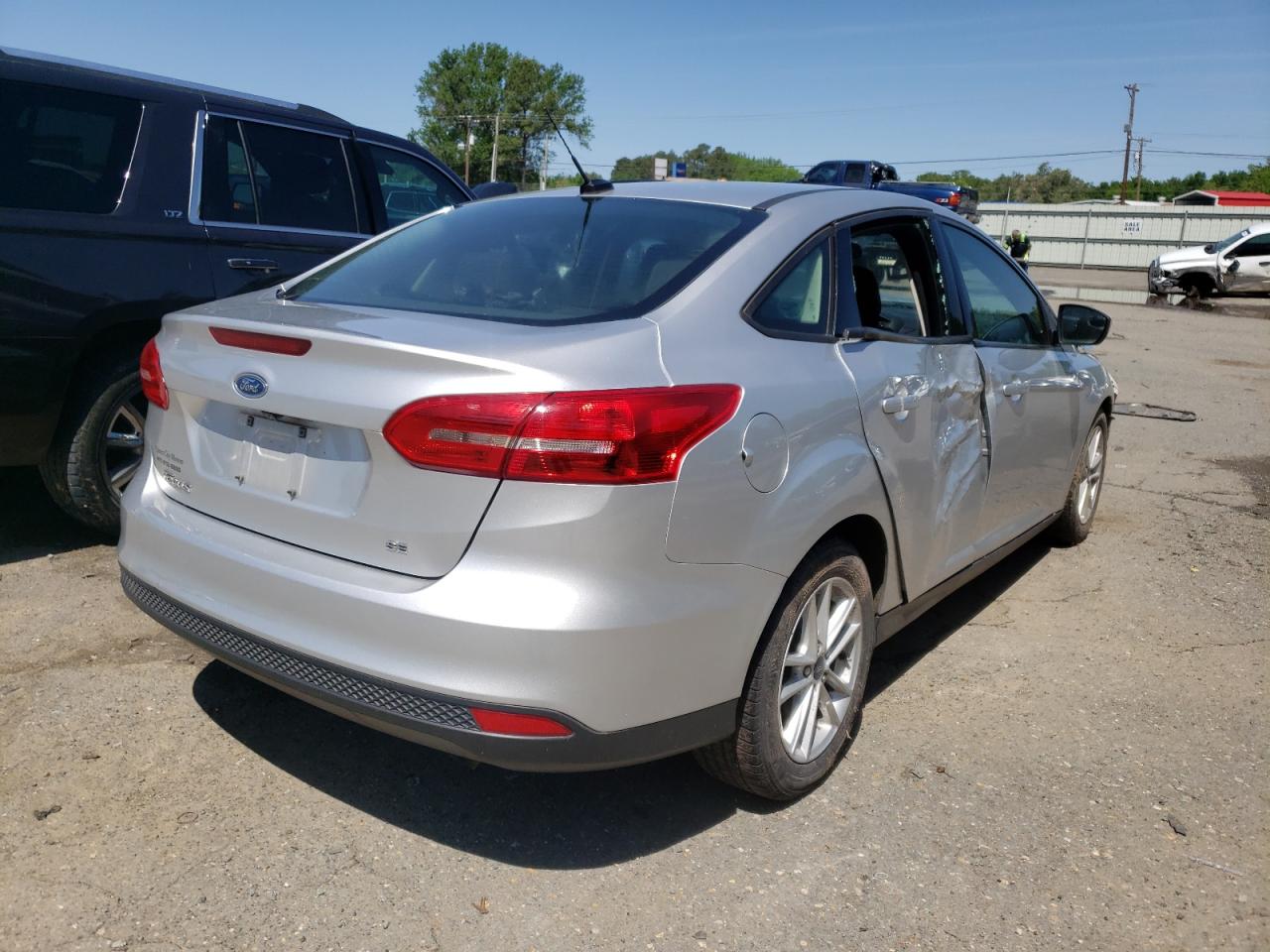Photo 4 from auction – 2018 FORD FOCUS SE with VIN 1FADP3F20JL288602