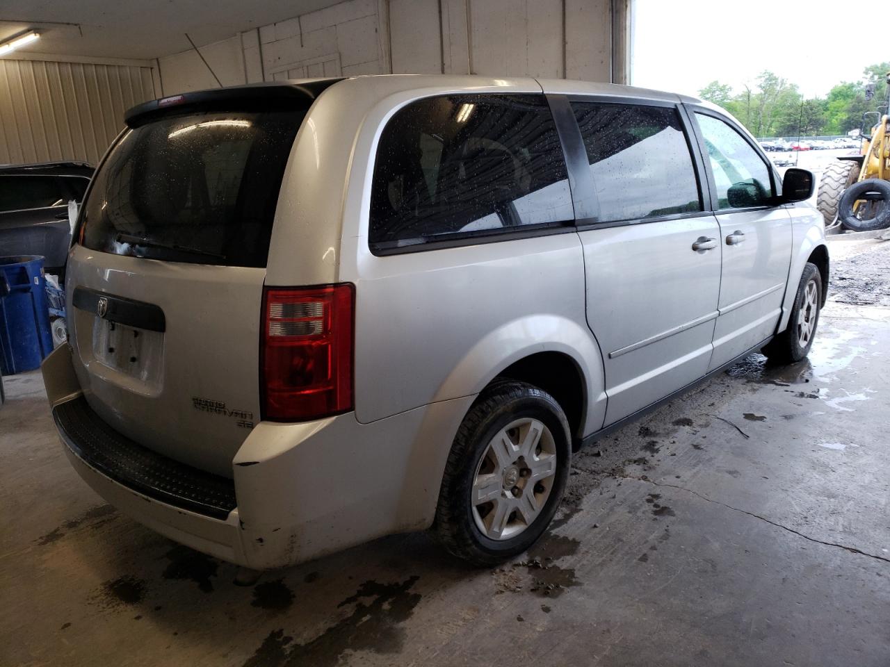 Photo 4 from auction – 2010 DODGE GRAND CARA with VIN 2D4RN4DE6AR439297