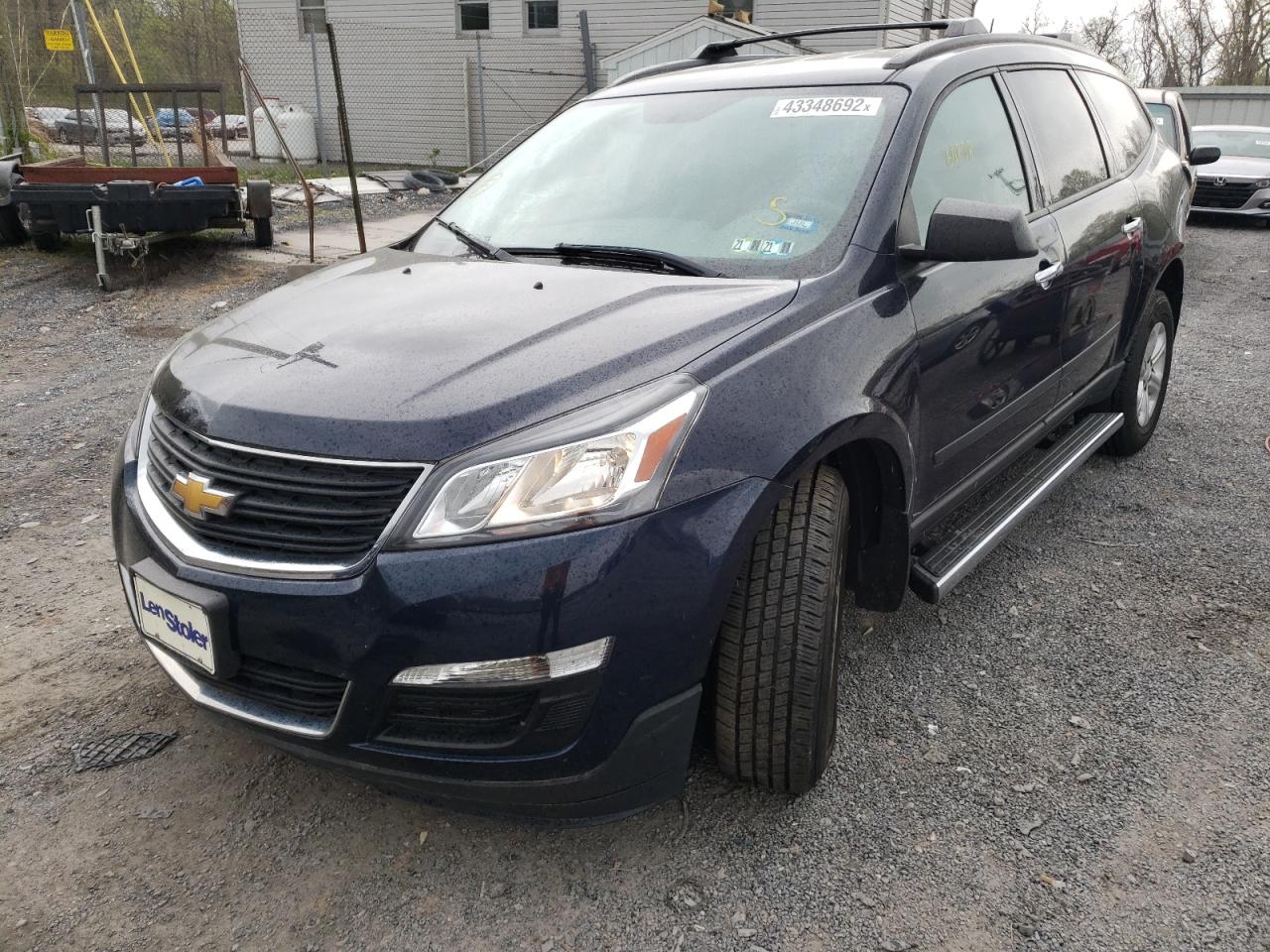 Photo 2 from auction – 2017 CHEVROLET TRAVERSE L with VIN 1GNKVFKD4HJ205511