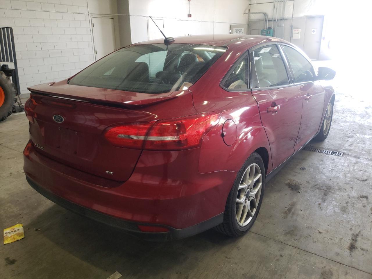 Photo 4 from auction – 2015 FORD FOCUS SE with VIN 1FADP3F20FL318267