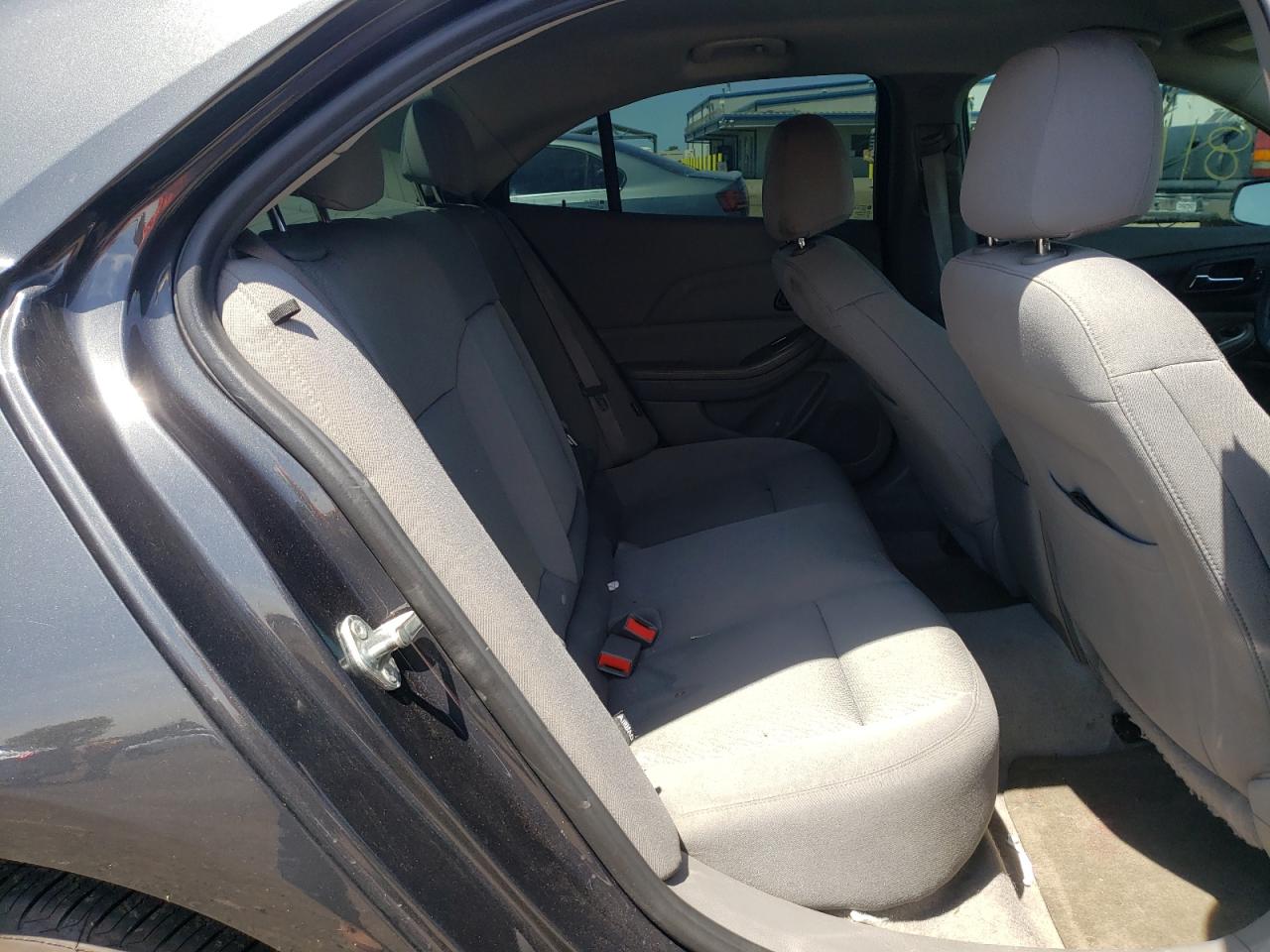 Photo 6 from auction – 2016 CHEVROLET MALIBU LIM with VIN 1G11A5SA6GU146497