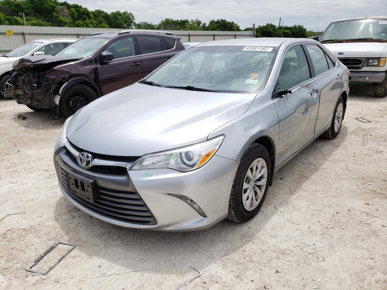 Photo 2 from auction – 2015 TOYOTA CAMRY LE with VIN 4T4BF1FK6FR480375