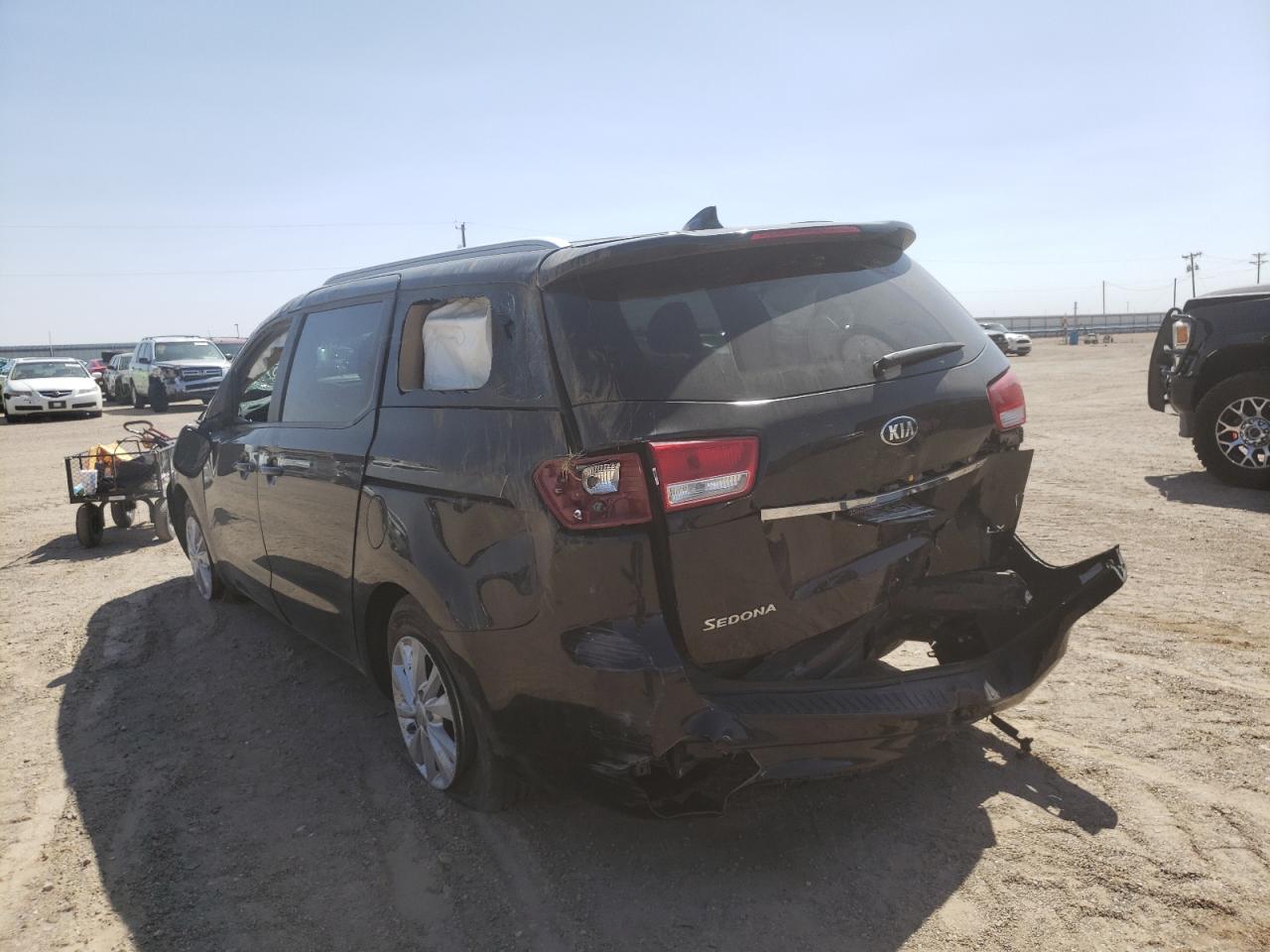 Photo 3 from auction – 2017 KIA SEDONA LX with VIN KNDMB5C14H6237094