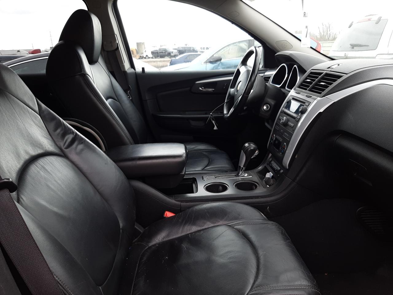 Photo 5 from auction – 2009 CHEVROLET TRAVERSE L with VIN 1GNER23DX9S128549