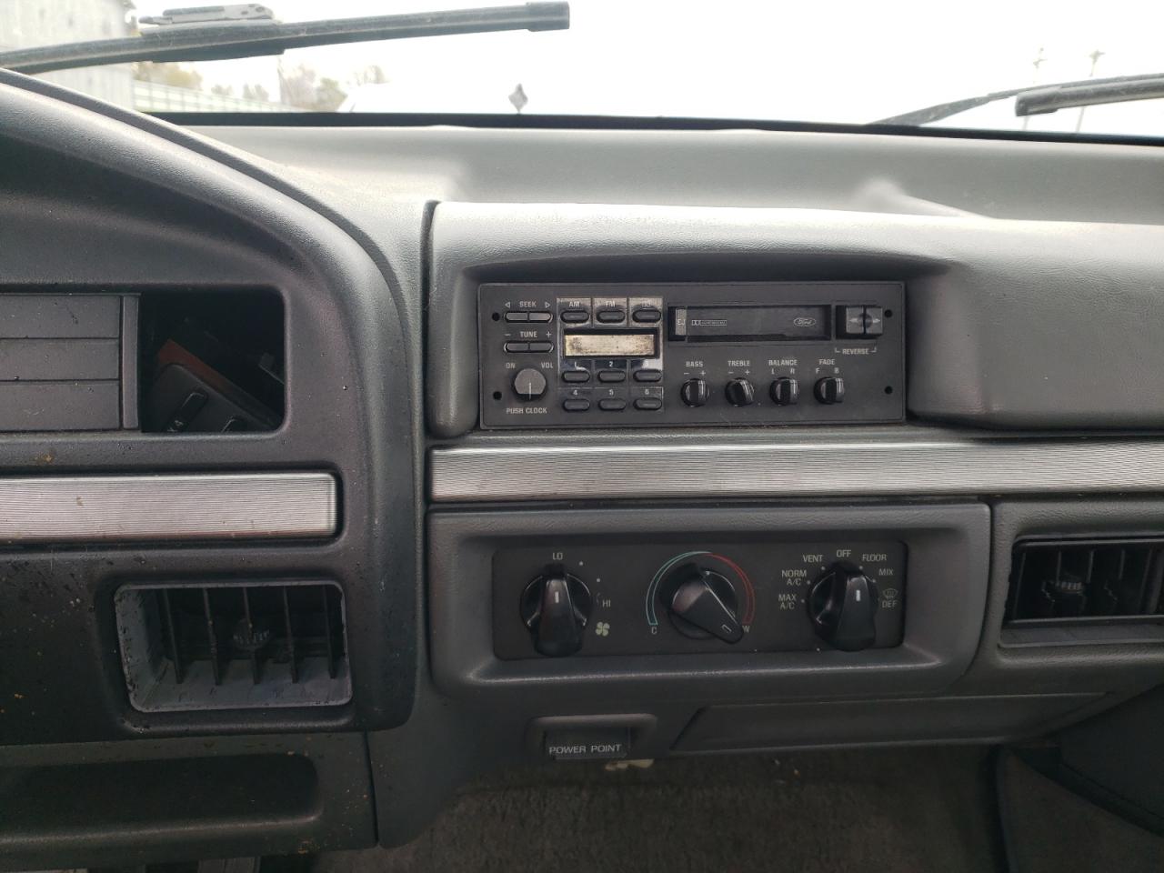 Photo 9 from auction – 1992 FORD F150 with VIN 1FTEF14H3NKB27749