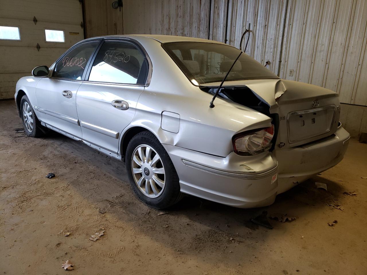 Photo 3 from auction – 2004 HYUNDAI SONATA GLS with VIN KMHWF35H94A021000