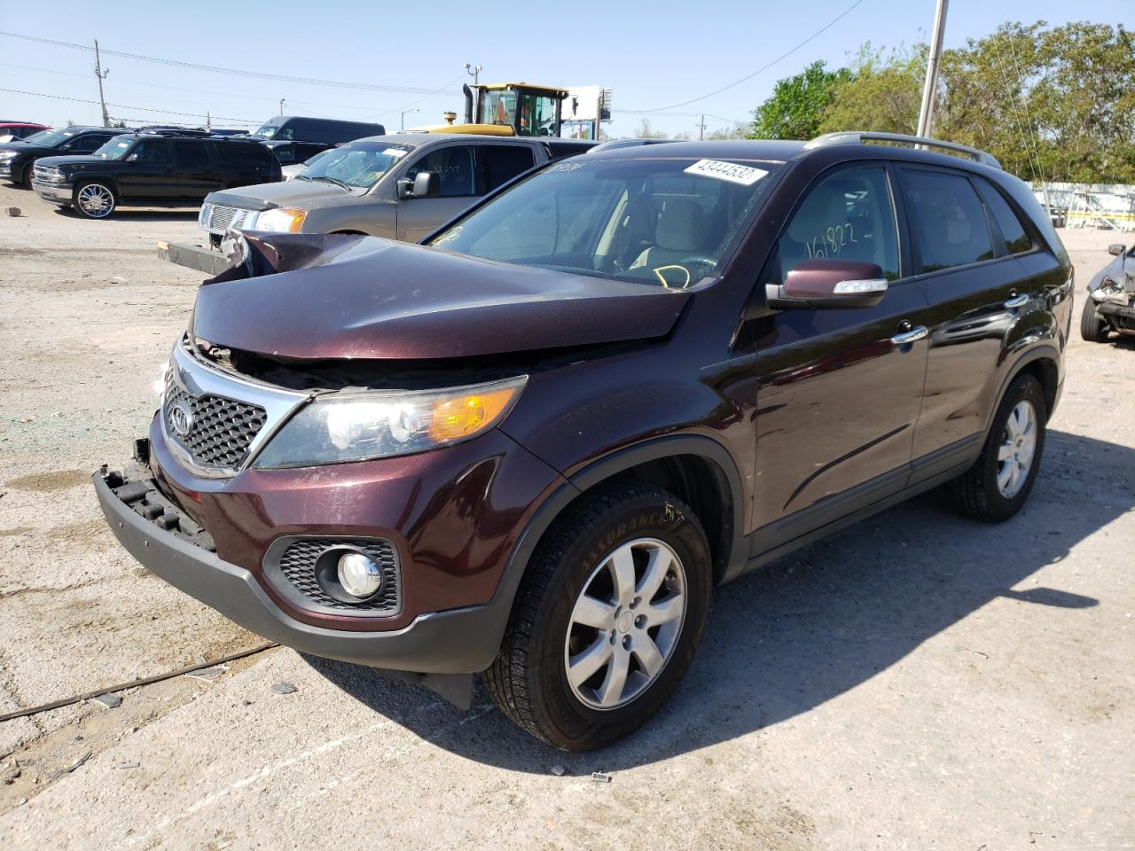 Photo 2 from auction – 2011 KIA SORENTO BA with VIN 5XYKT4A10BG118934