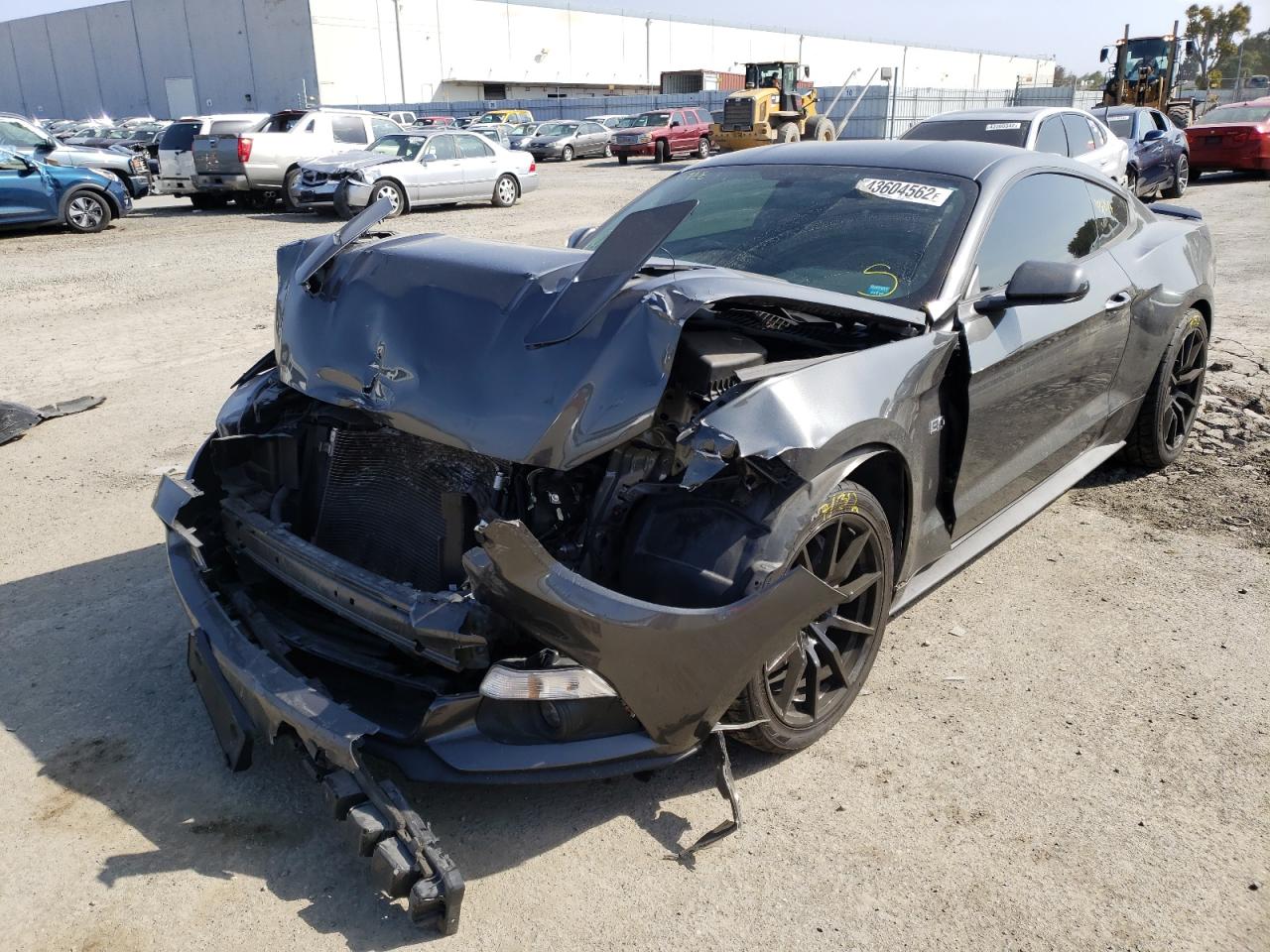 Photo 2 from auction – 2016 FORD MUSTANG GT with VIN 1FA6P8CF0G5310981