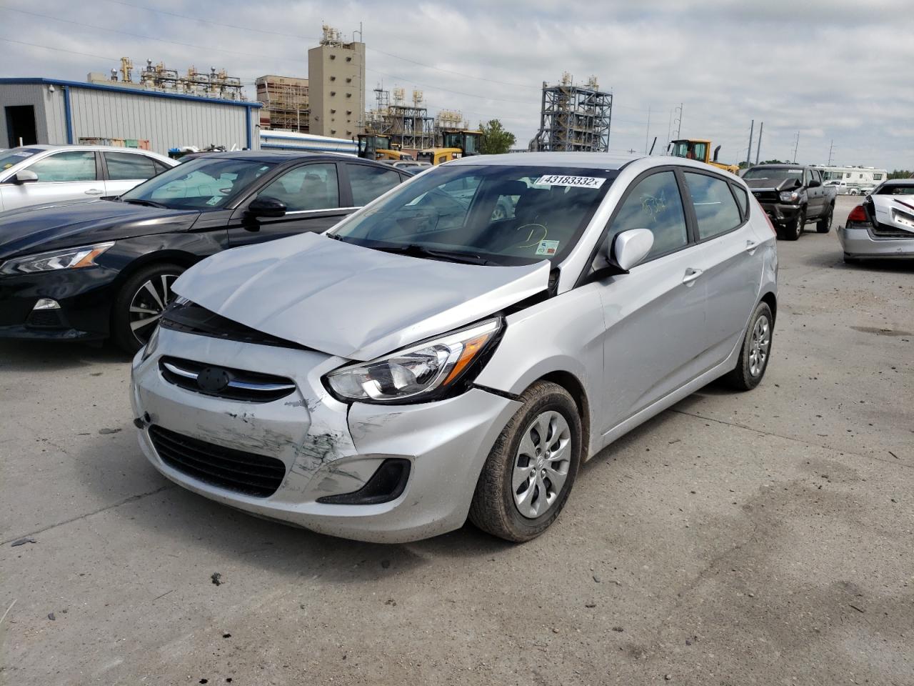 Photo 2 from auction – 2017 HYUNDAI ACCENT SE with VIN KMHCT5AE8HU313678