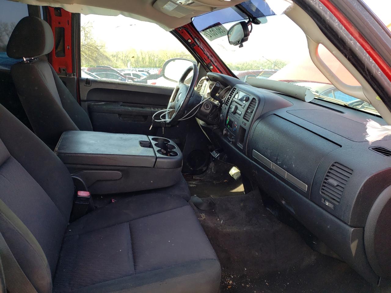Photo 5 from auction – 2010 GMC SIERRA K15 with VIN 1GTSKVE31AZ280219