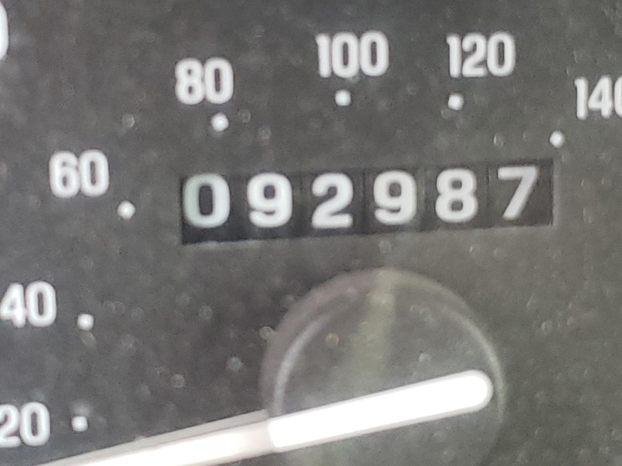 Photo 8 from auction – 2001 FORD EXPLORER X with VIN 1FMZU72E81ZA77382