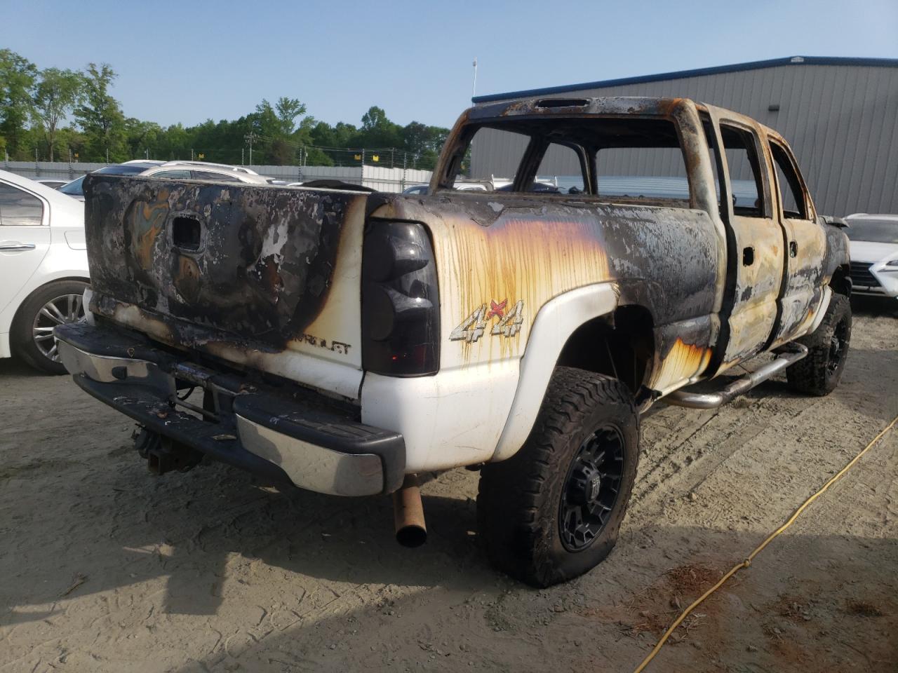 Photo 4 from auction – 2004 CHEVROLET SILVERADO with VIN 1GCHK23U84F247681