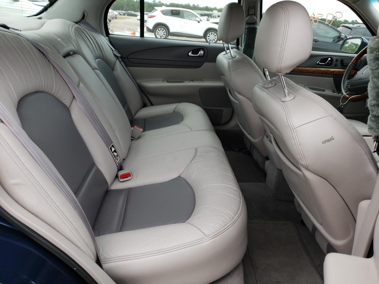 Photo 6 from auction – 2002 LINCOLN CONTINENTA with VIN 1LNHM97V32Y632214