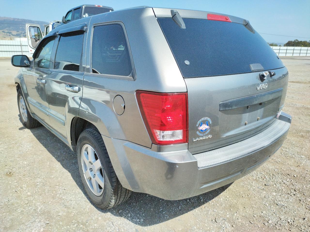 Photo 3 from auction – 2008 JEEP GRAND CHER with VIN 1J8GS48K68C168458