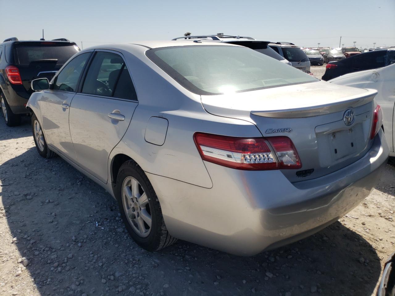 Photo 3 from auction – 2010 TOYOTA CAMRY BASE with VIN 4T1BF3EK2AU028732